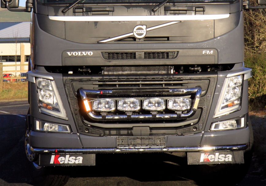 Přední nerezový rám Kelsa MultiBar pro  Volvo FM Euro6 Globetrotter