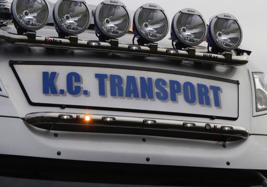 Nerezový rám Kelsa VisorBar pro  DAF XF106 Superspace