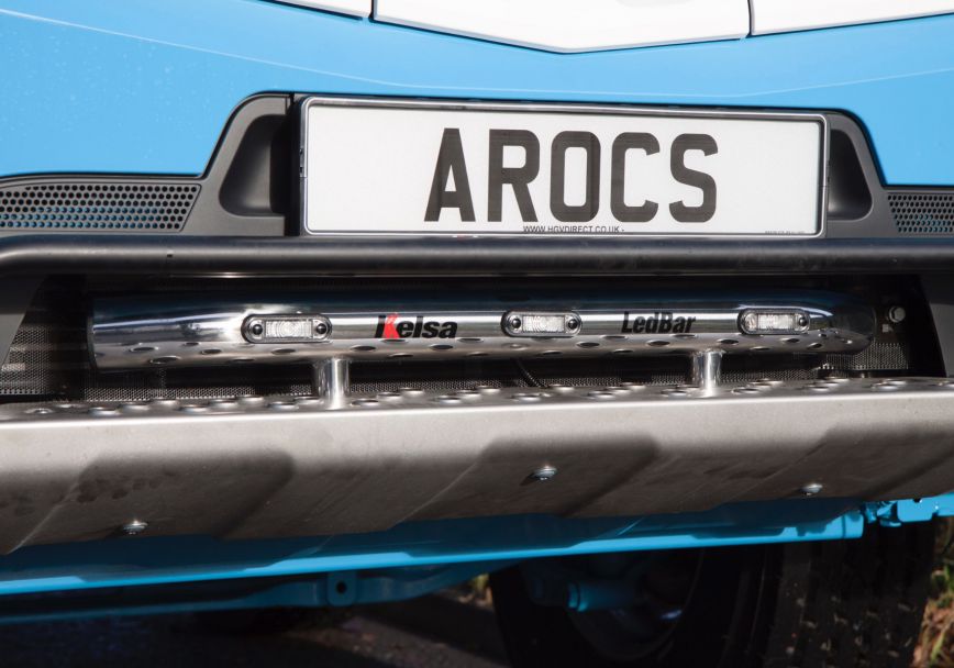 Přední nerezový rám/lišta Kelsa LedBar pro  Mercedes Arocs Streamspace 2.3m
