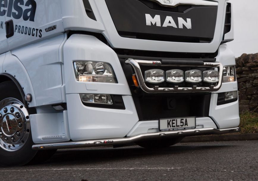Přední nerezový rám Kelsa MultiBar pro  Man TGX Euro6 XL