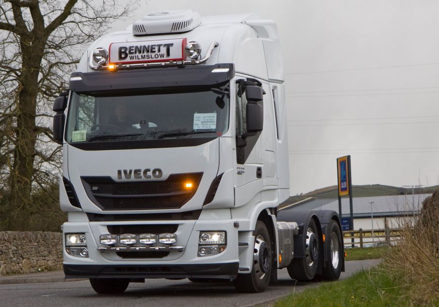 Střešní nerezový rám Kelsa HiBar pro  Iveco Stralis Cube s HIWAY HIWAY