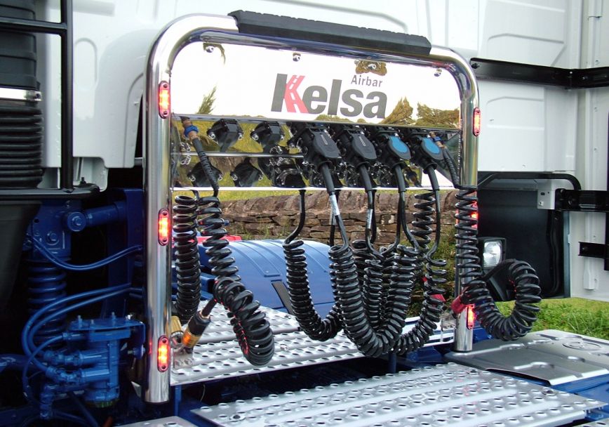 Nerezový rám Kelsa AirBar pro  Volvo FH 2013- a 2021- Globetrotter