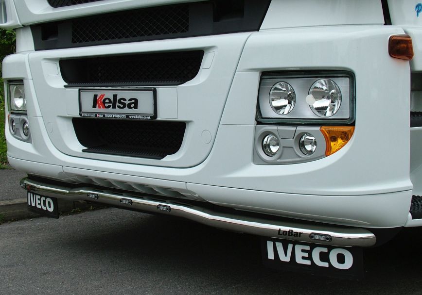 Nerezový rám po nárazník Kelsa LoBar pro  Iveco Stralis Cube s HIWAY Active Day