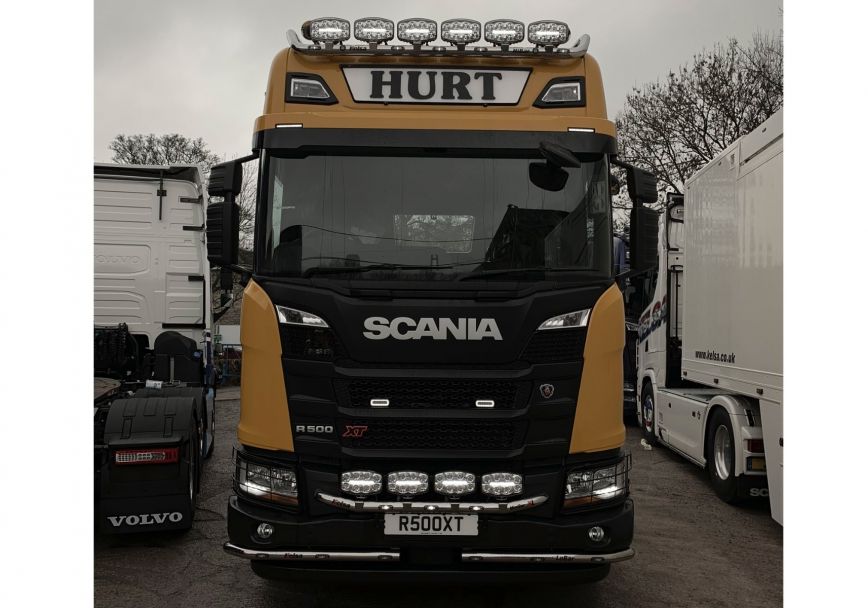Nerezový rám po nárazník Kelsa LoBar (XT Split Style) pro  Scania Next Generation R&S Vysoká kabina